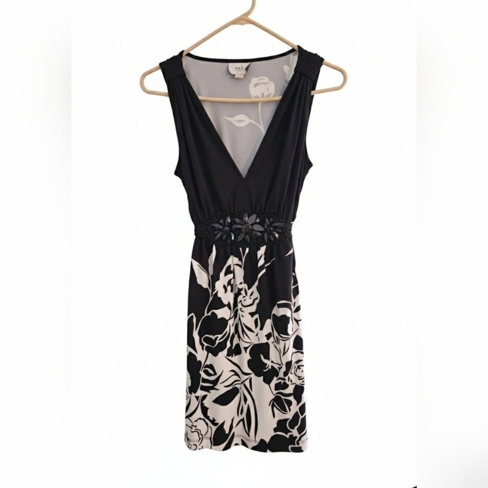 ECI Floral Party Dress with flashy belt detail XL